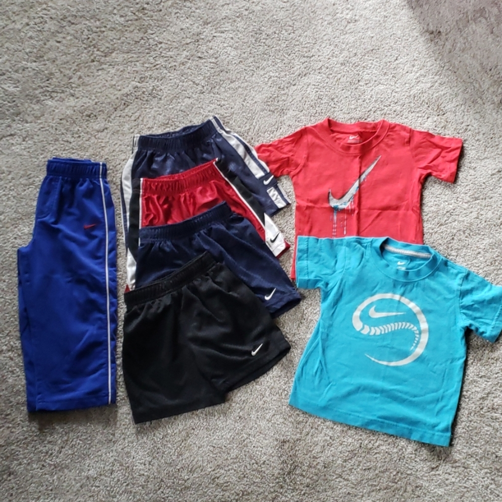 Boy's Nike Bundle